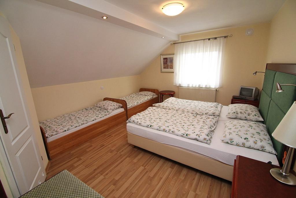 Noclegi Europa Boleslawiec  Room photo